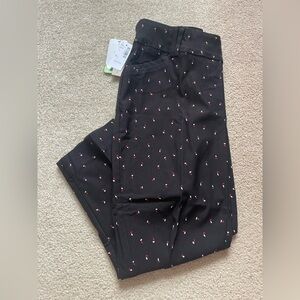 Reitmans Black Capris with Red Accents